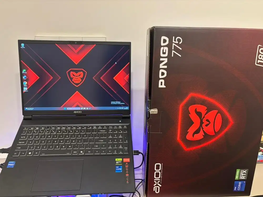 AXIOO PONGO 775 GE FORCE RTX 5070-i7 13620h16GB 512GB ssd180hz DOS