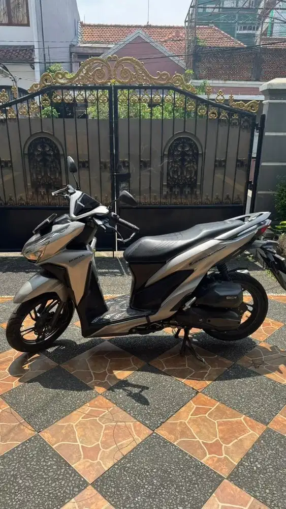 HONDA VARIO 150 2019 KEYLESS|MOTOR TERAWAT ,KM RENDAH PAJAK PANJANG