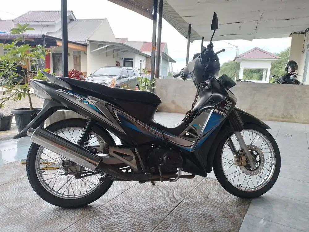 Dijual Supra 125X tahun 2010.