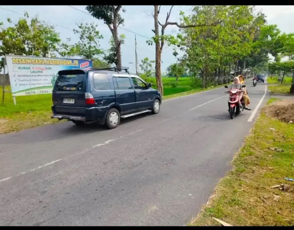 Tanah Tepi Jalan Raya Karanganyar