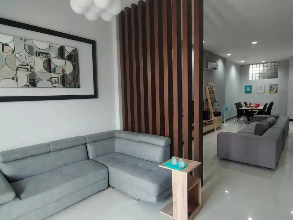 Rumah Mewah Sukolilo Dian Regency Surabaya Area Nyaman RIC.A209
