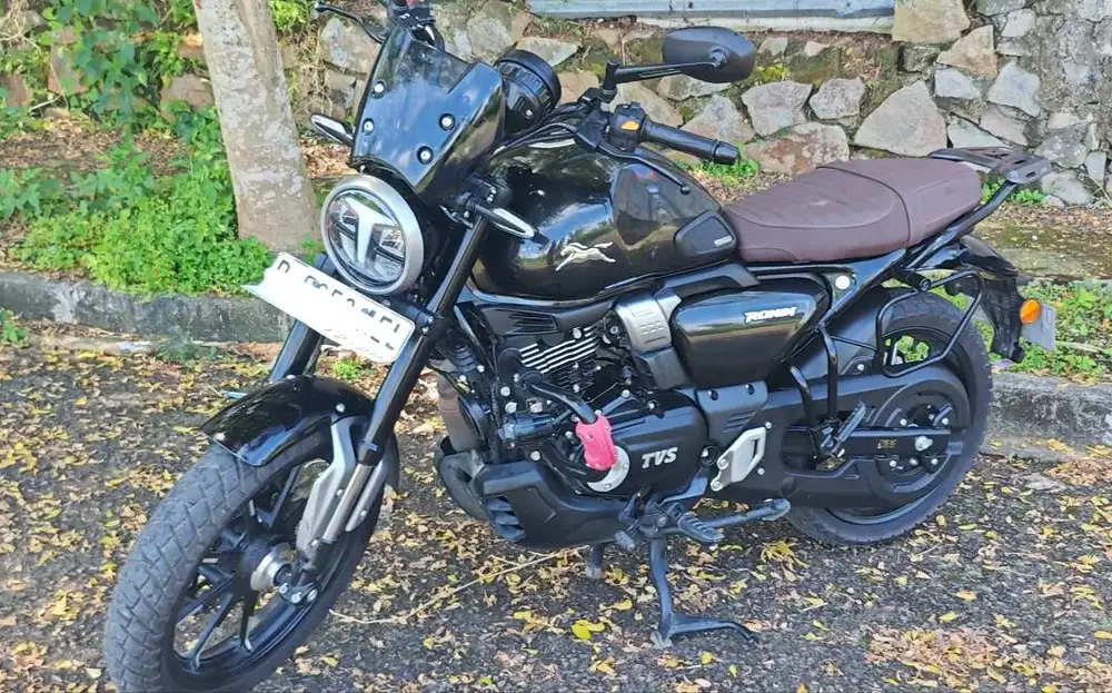 Dijual TVS Ronin SS Hitam