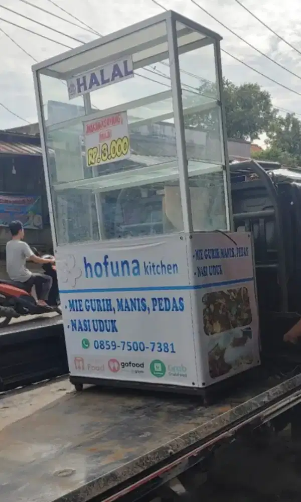 Etalase Kaca untuk dagang