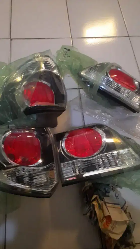 Lampu Belakang Fortuner Ori Copotan