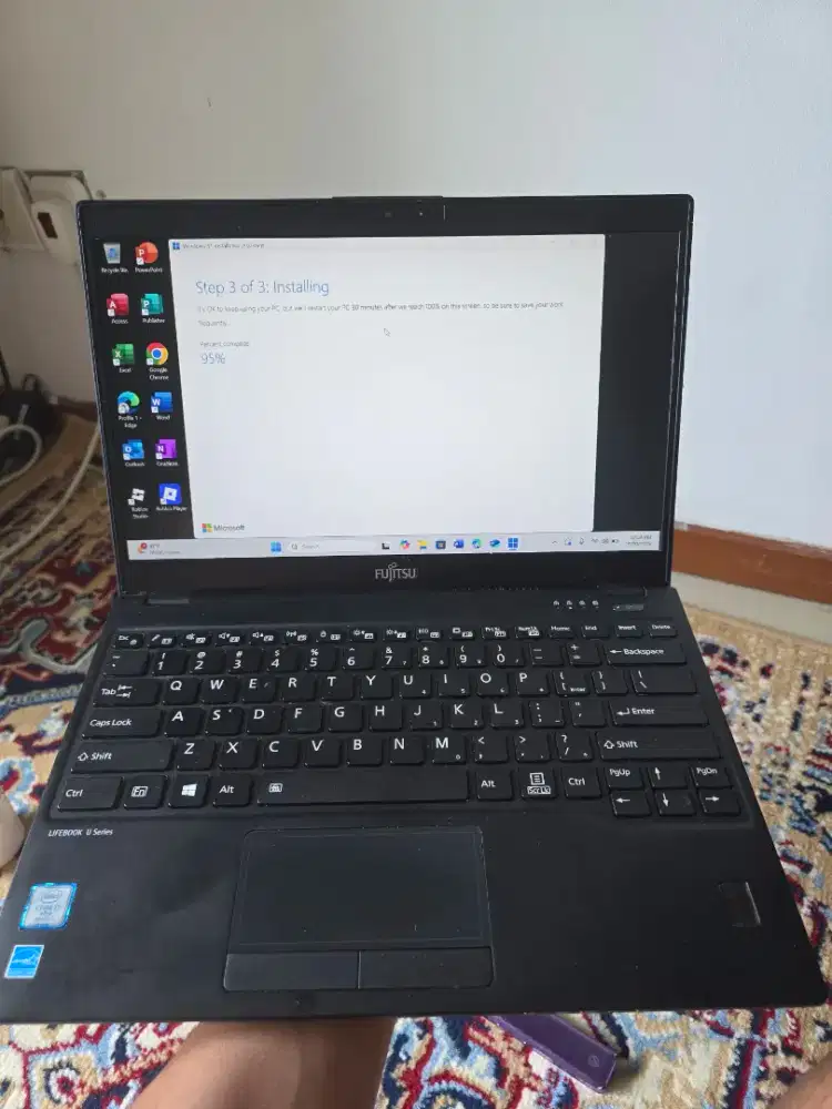 Fujitsu Lifebook U939 - i7 Gen 8 / RAM 8GB / SSD 256GB - Mulus