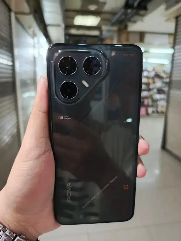 Pova 7 ultra 5G 12/256 Black like new