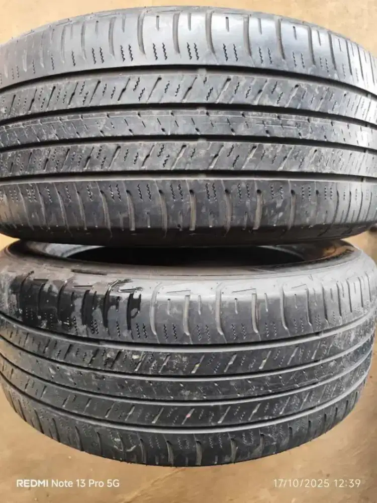 Ban mobil merek valcen