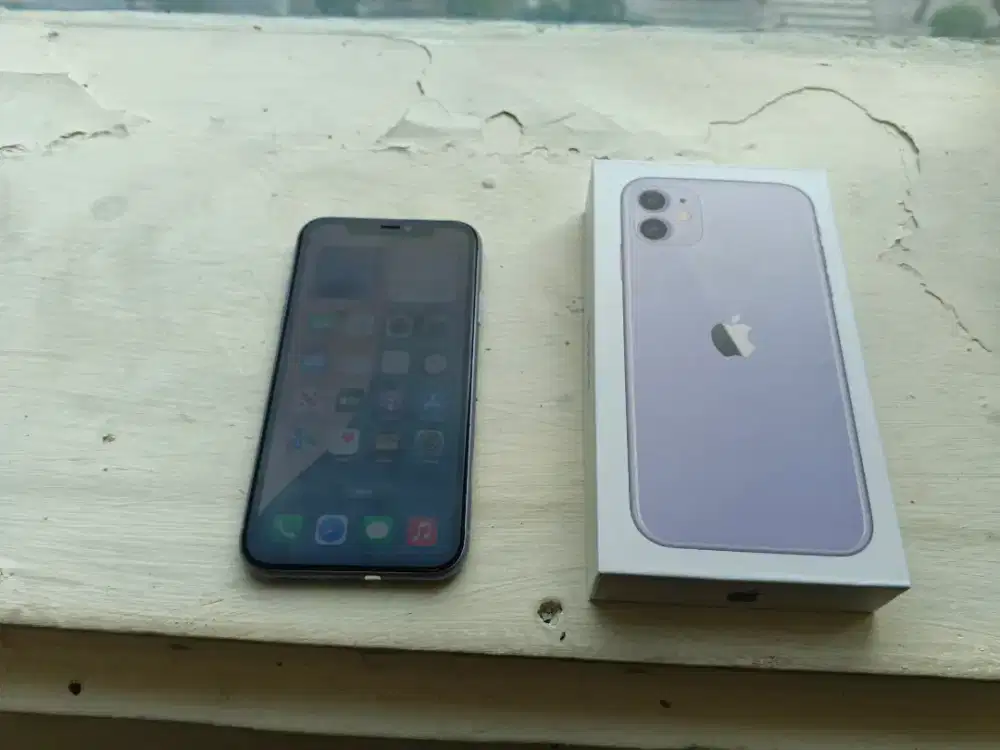 Iphone 11 128gb sebab masih baru