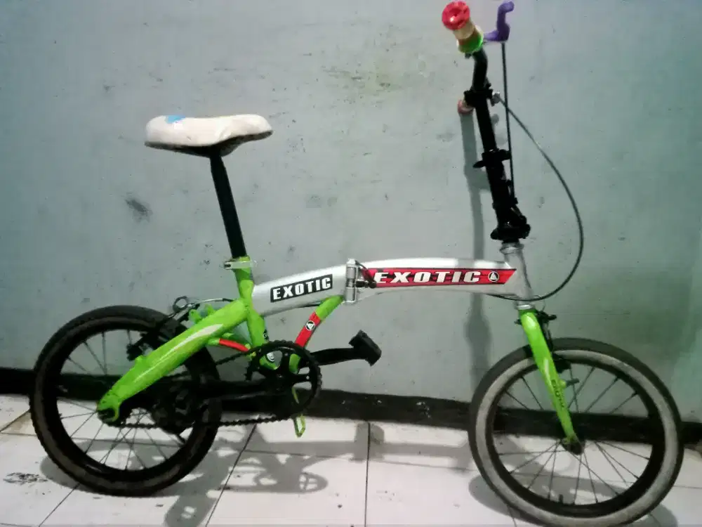 Dijual sepeda lipat EXOTIC anak msih bgus lipatan normal tinggal pakai