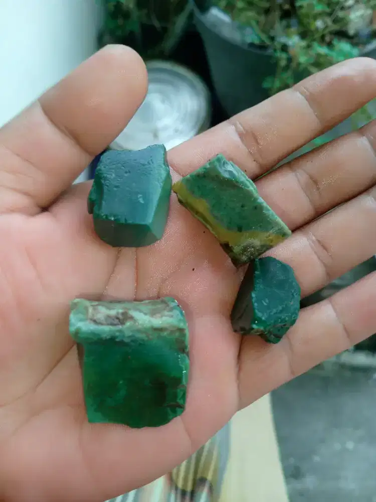 PAKETAN BATU AKIK HIJAU - Hijau Botol - Galian Garut