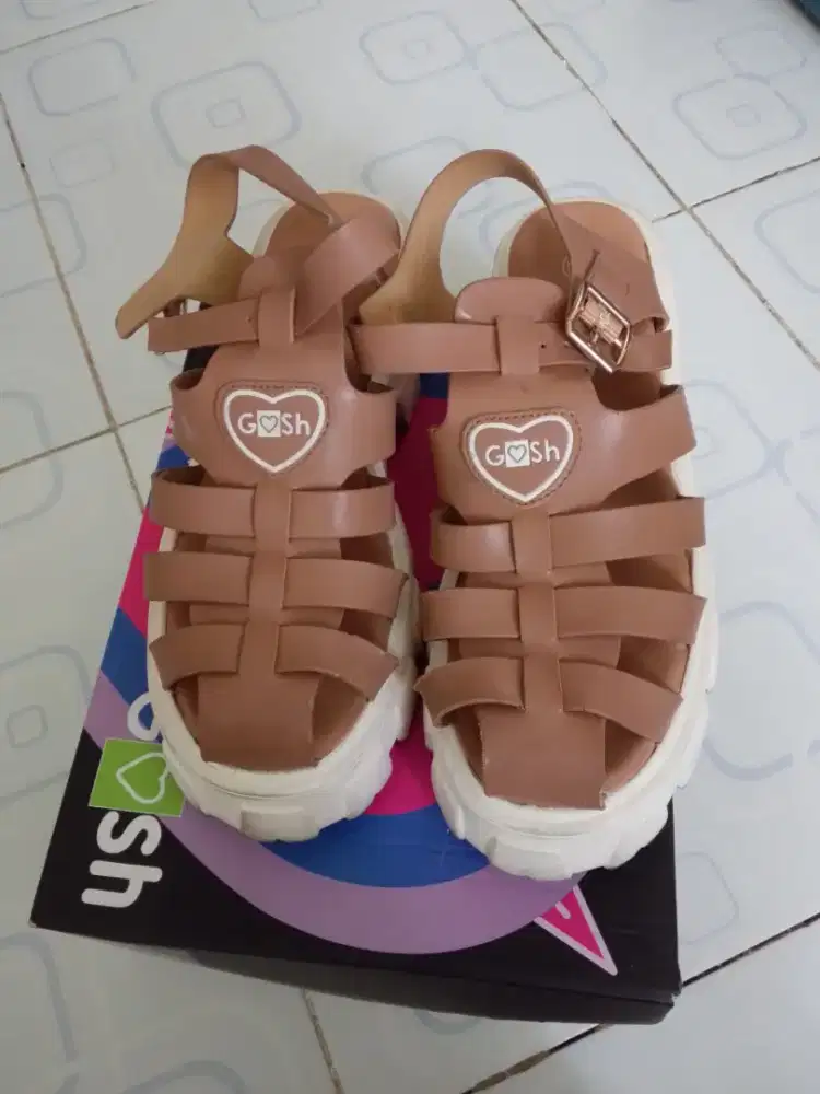 Sepatu Ori GOSH sz 38
