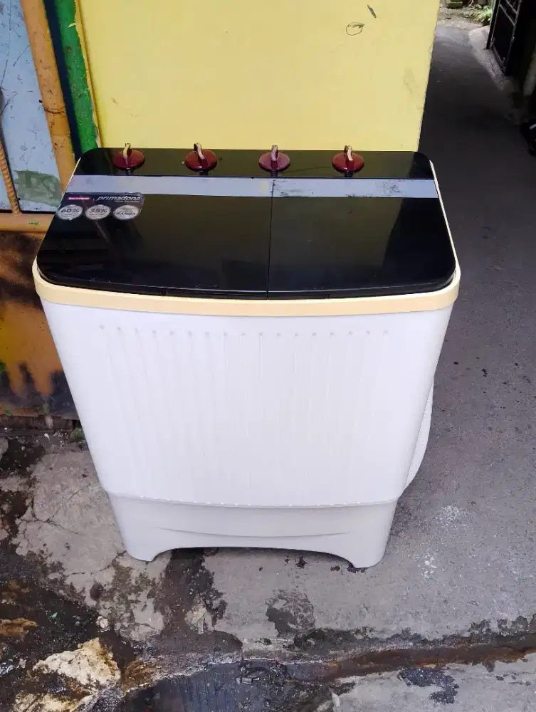 Mesin cuci Polytron 7kg
