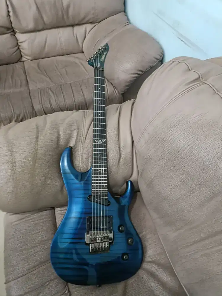 Gitar washburn paralax pickup Seymour Duncan,tremolo floydrose normal