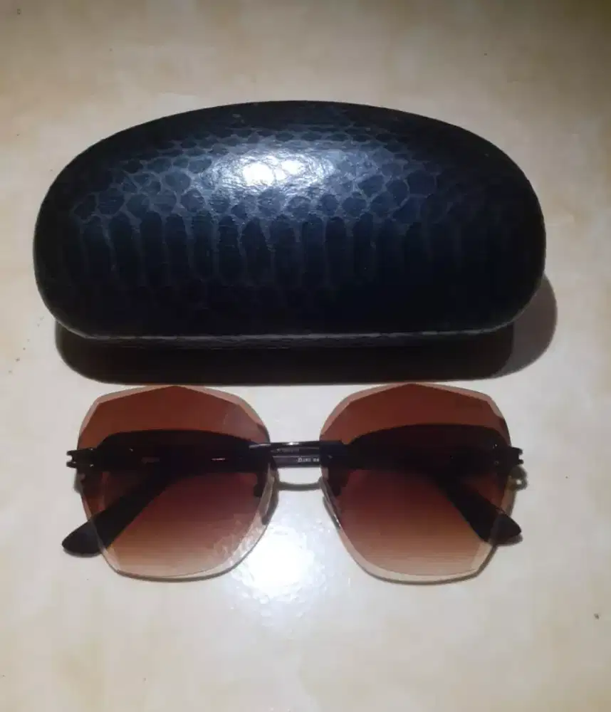Kacamata Dior Sungglasess