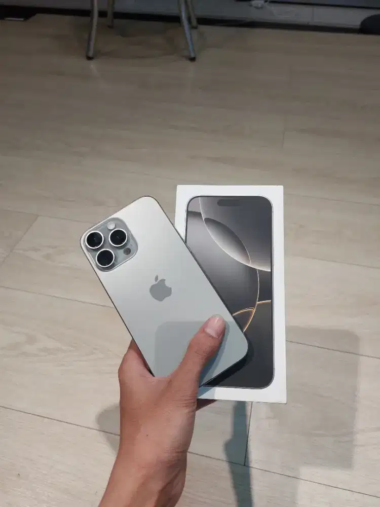 Iphone 16 pro max 256 GB  (x-ibox)