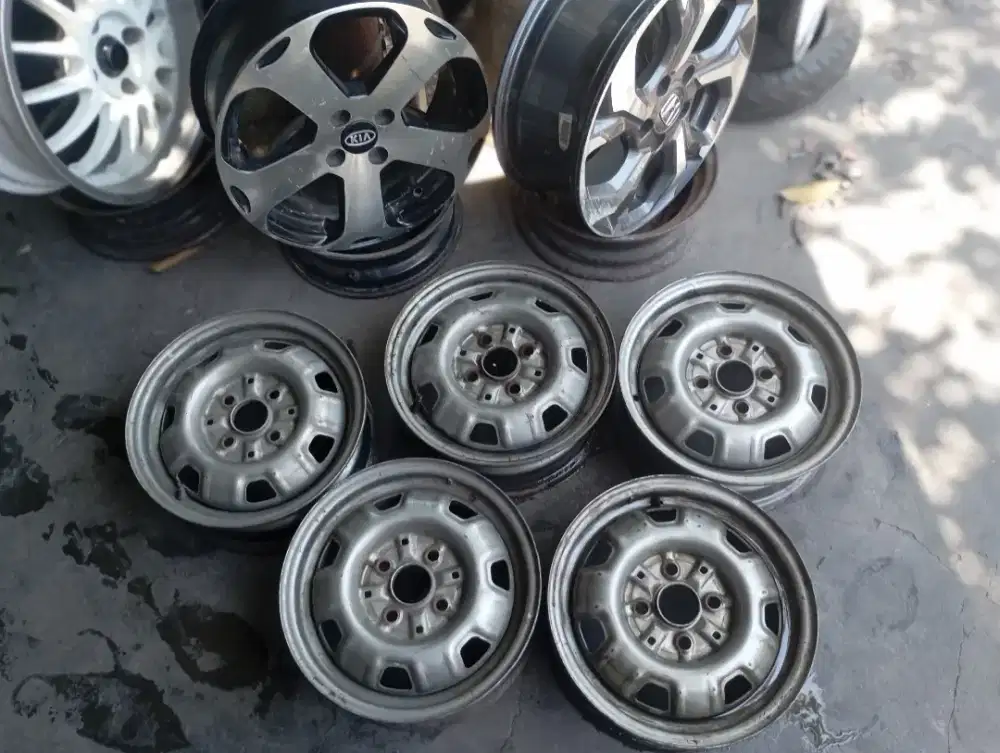 Velg Kaleng Besi Oem Toyota Starlet