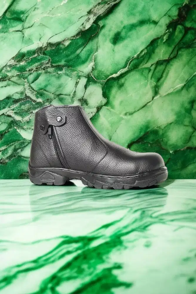 Supplier sepatu kerja santai pria Pasuruan