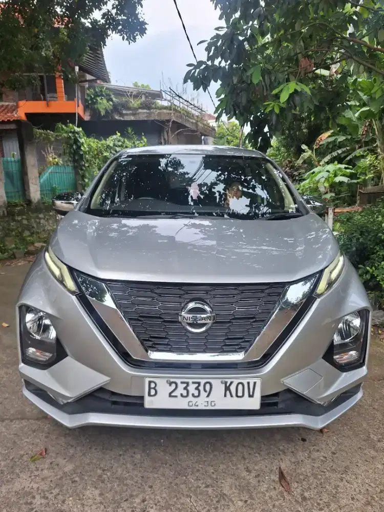 Nissan Livina VL terkomplit AT GOODCONDITION