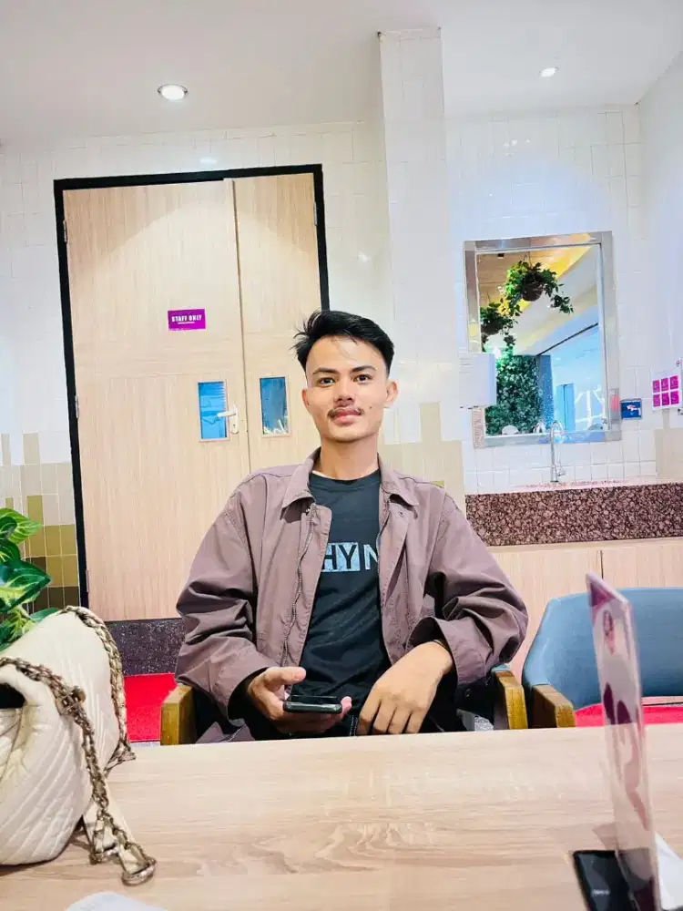 Sedang mencari pekerjaan