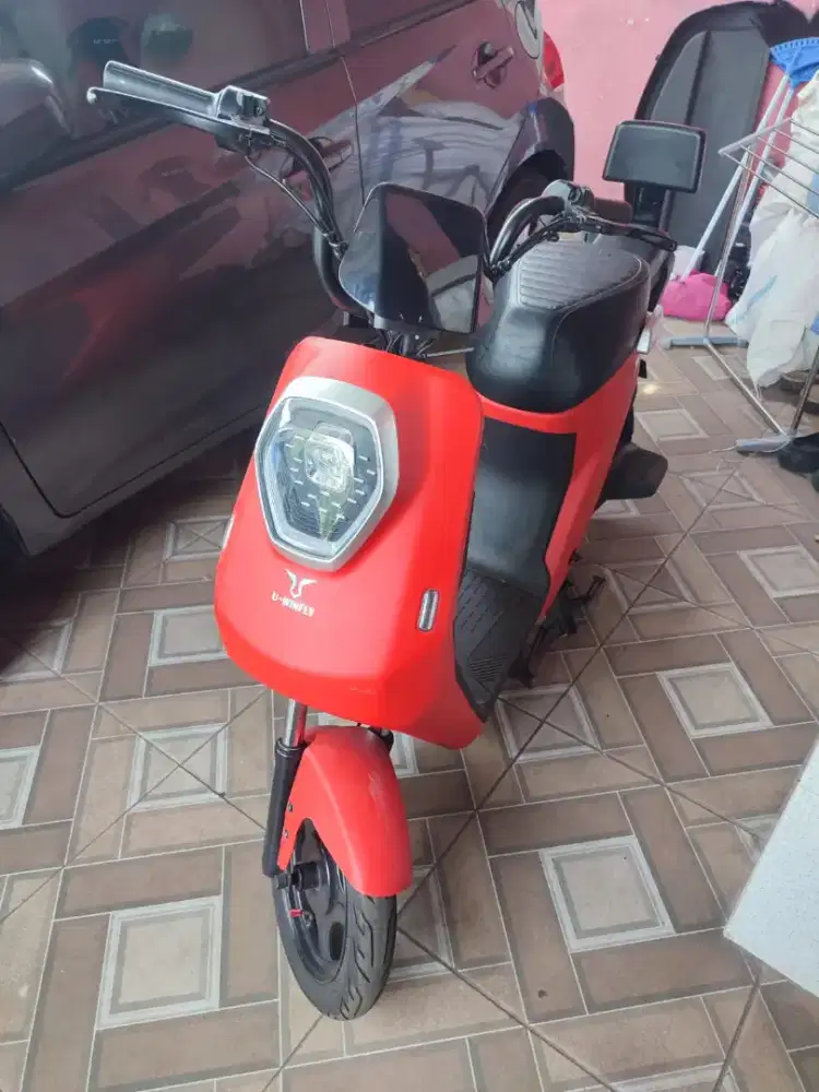 Sepeda listrik uwinfly M60