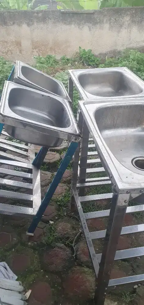 Jual wastafel cuci tangan..ada 4