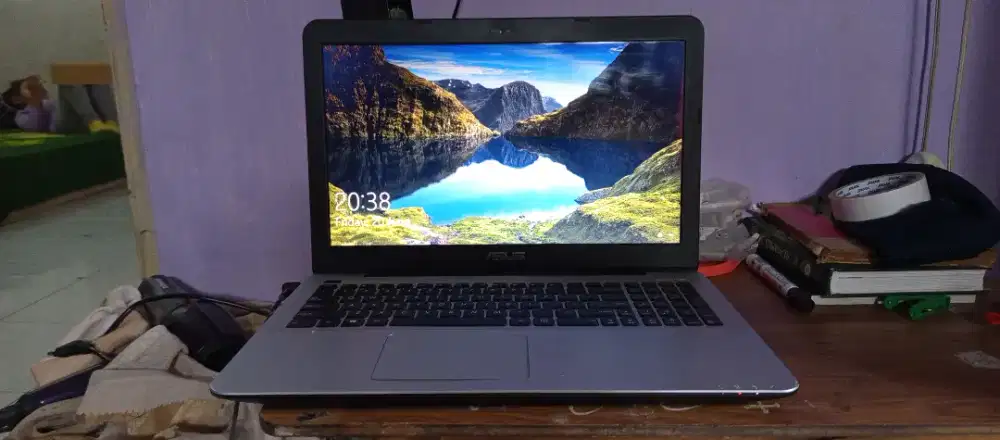 laptop azus x555D