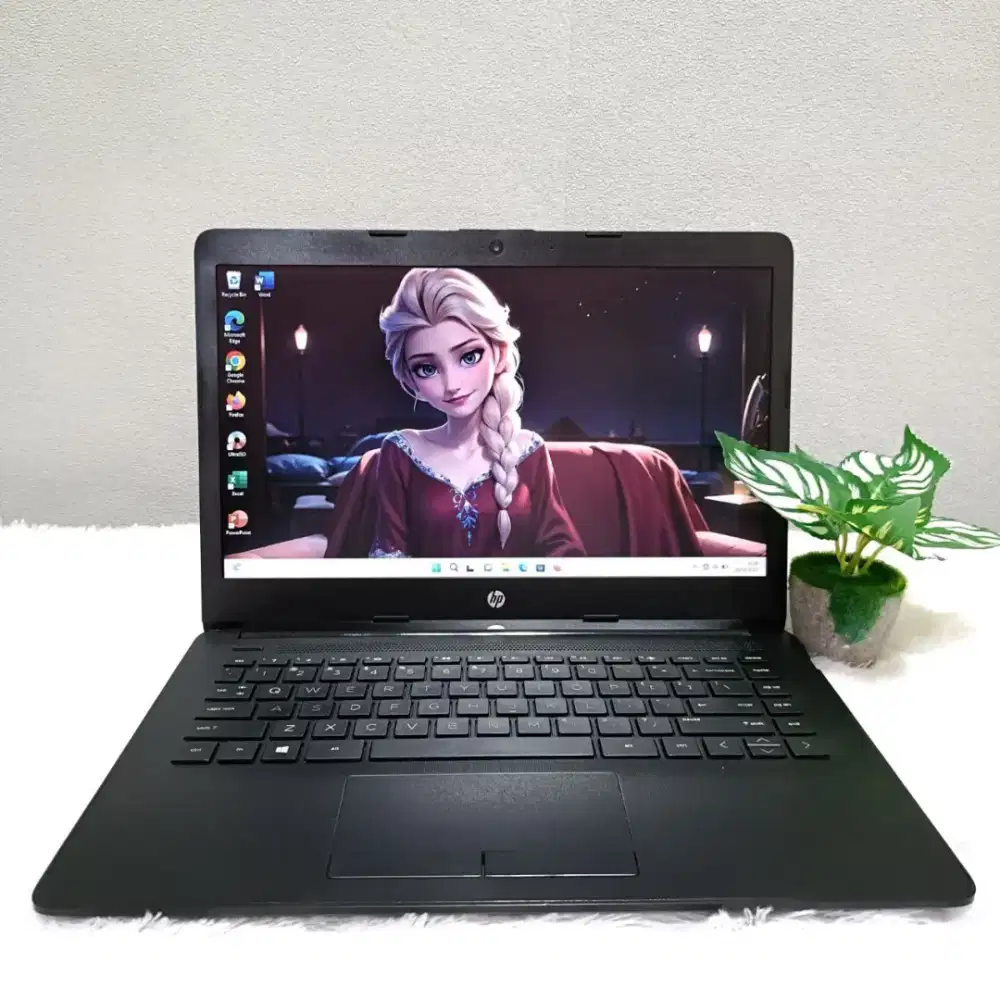 LAPTOP HP 14 CM0101AU AMD A4 9125U RAM 8GB SSD 256GB LAYAR 14.0 INCH