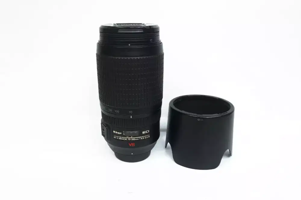 Lensa Nikon AFs 70-300mm vr f3.5-5.6