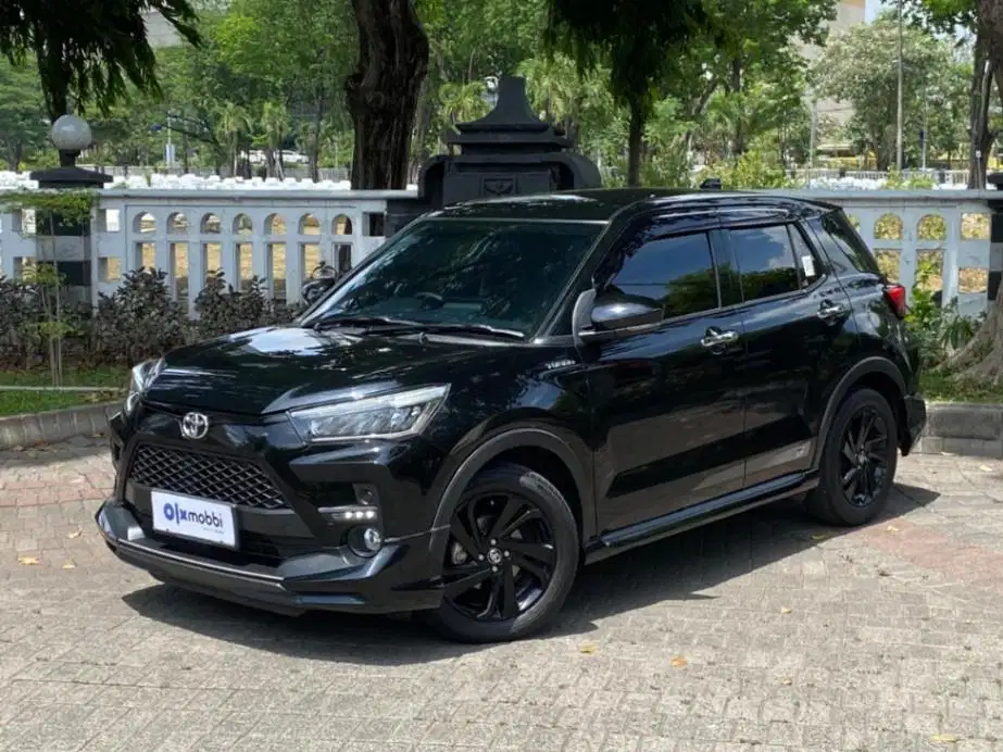 Like New Toyota Raize 1.0 T GR SPORT One Tone Bensin-AT 2021 Hitam WX