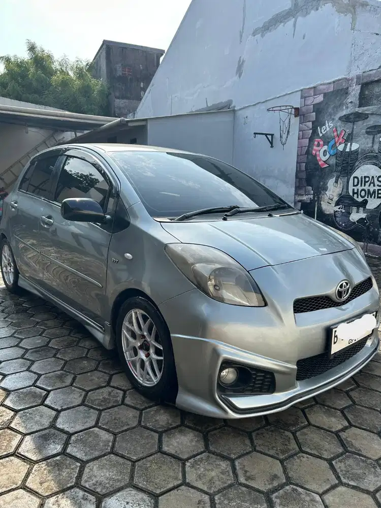 Toyota Yaris S AT 1.5