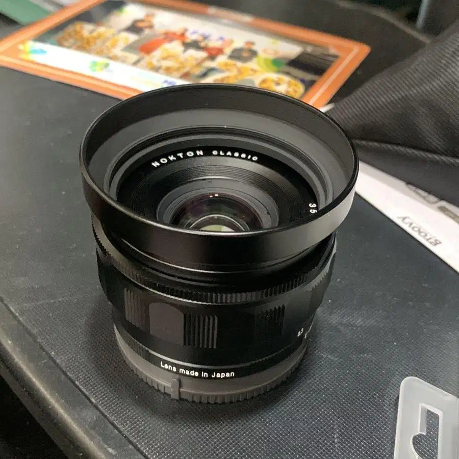 Lensa Sony Voigtlander 35mm f1.4 Nokton for Sony E-Mount