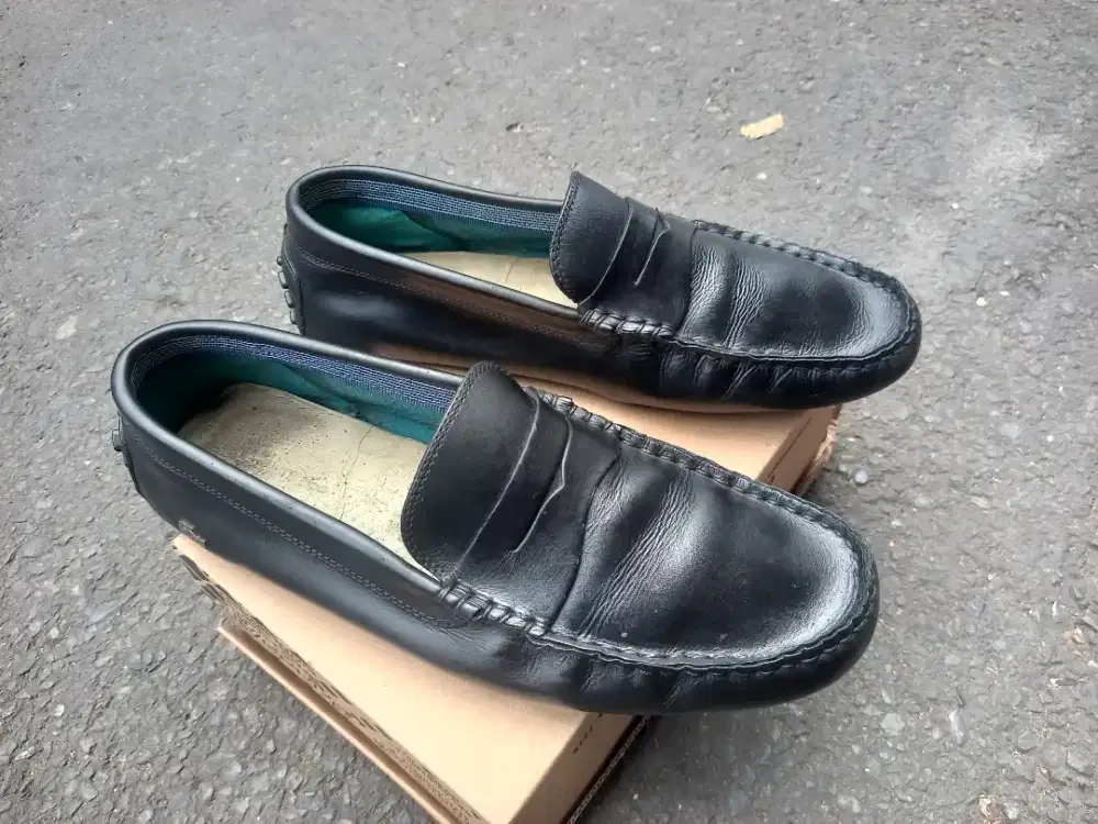 Sepatu loafers lacoste ori size 43