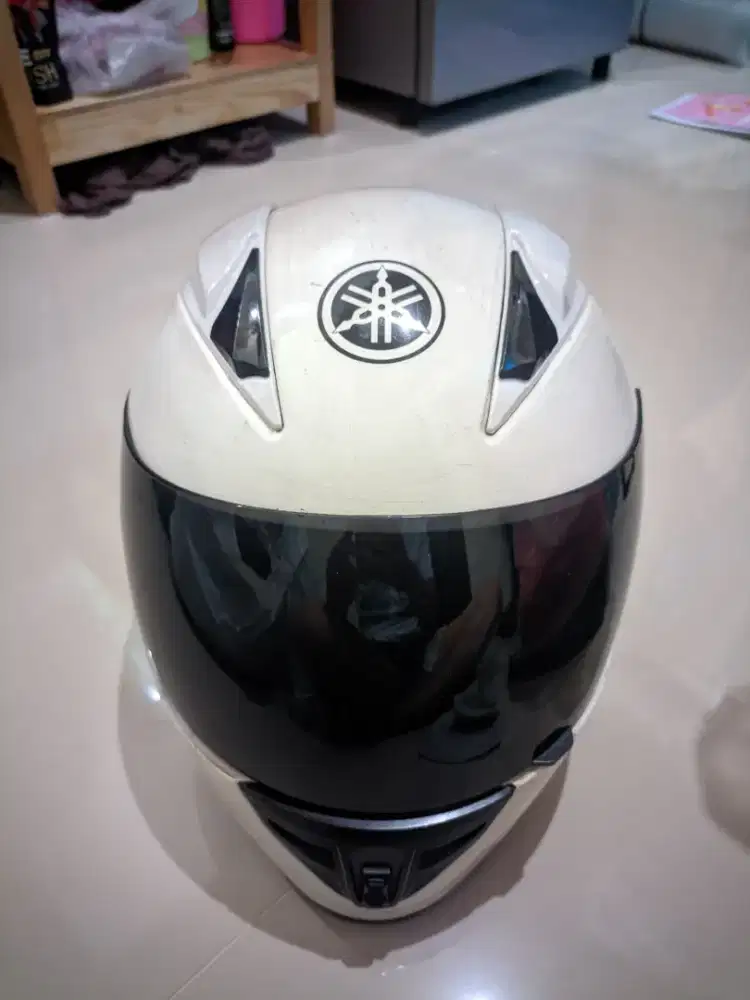 Helm yamaha R 15