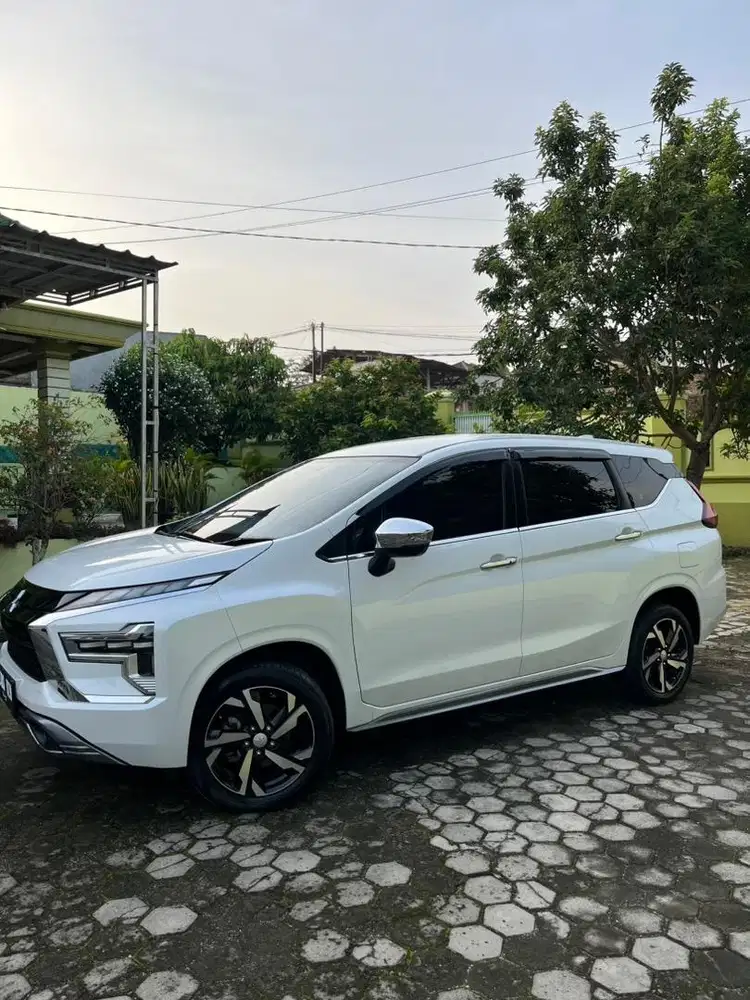 Xpander ultimate 2022 matic low km