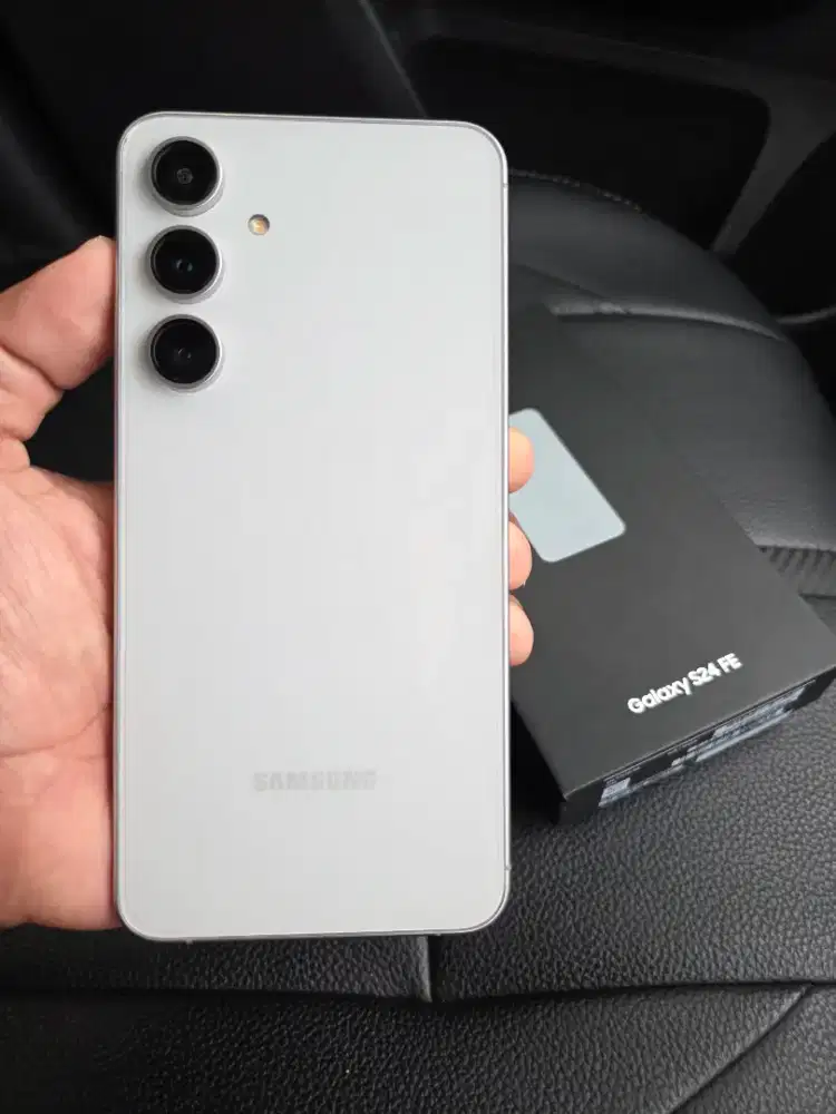 Samsung S24 FE 8/256