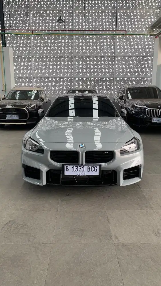 BMW M2 Brookly Grey