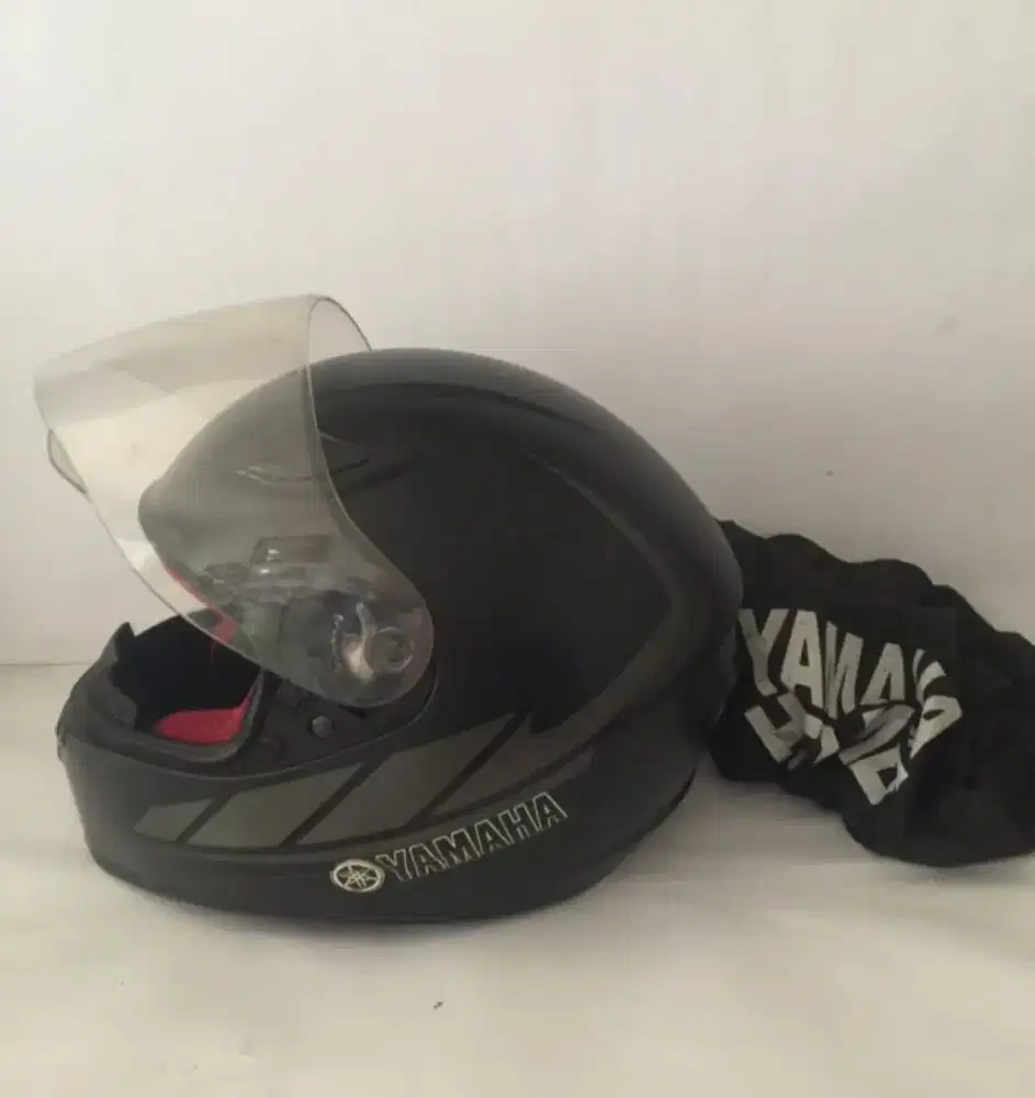 Helm Full Face Yamaha