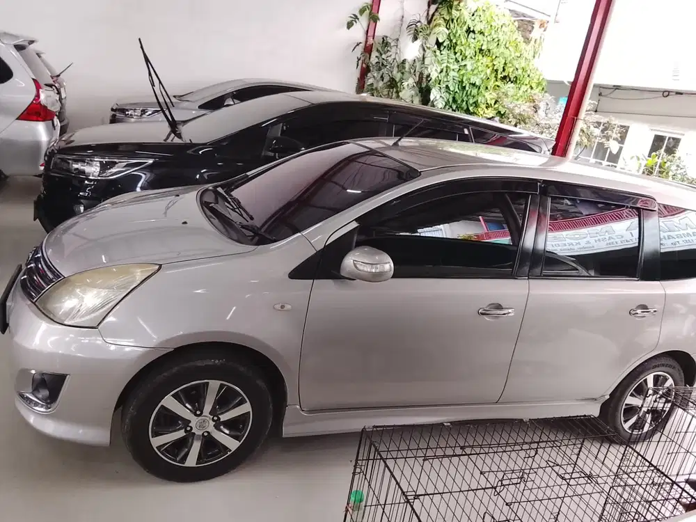 Nissan Grand livina 2013 Bensin