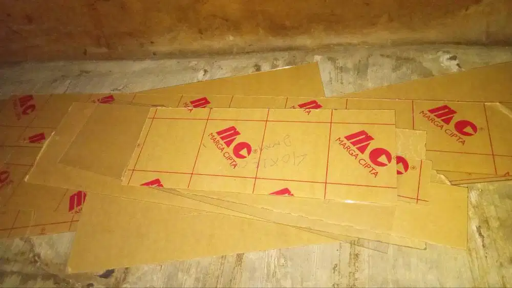Akrilik sheet kecil