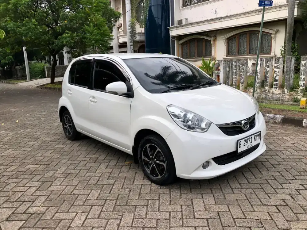DAIHATSU NEW SIRION AT 2013