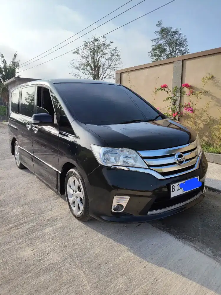 Nissan Serena HWS 2.0 Tahun 2013 (PLAT B-BEKASI)