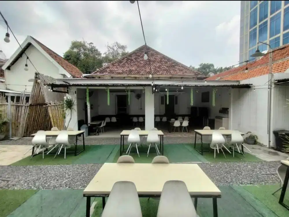 Rumah Tengah Kota Taman Bungkul