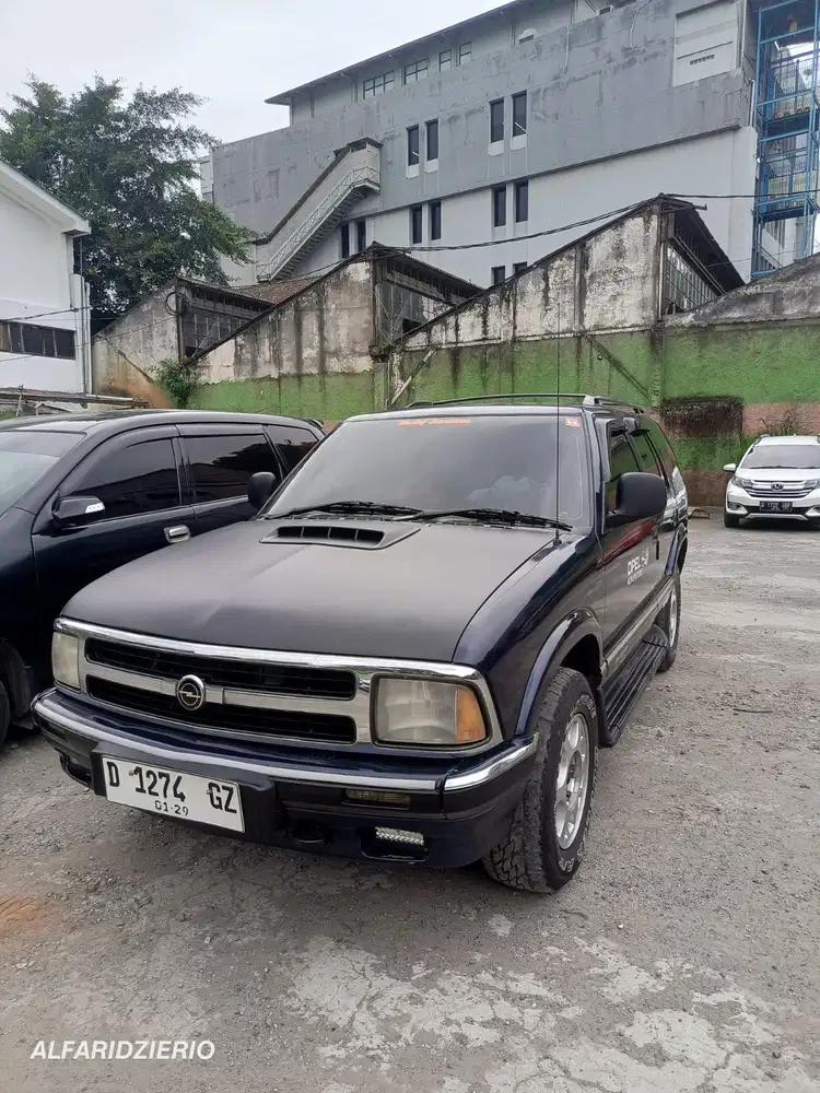 Opel Blazer 1996 Bensin