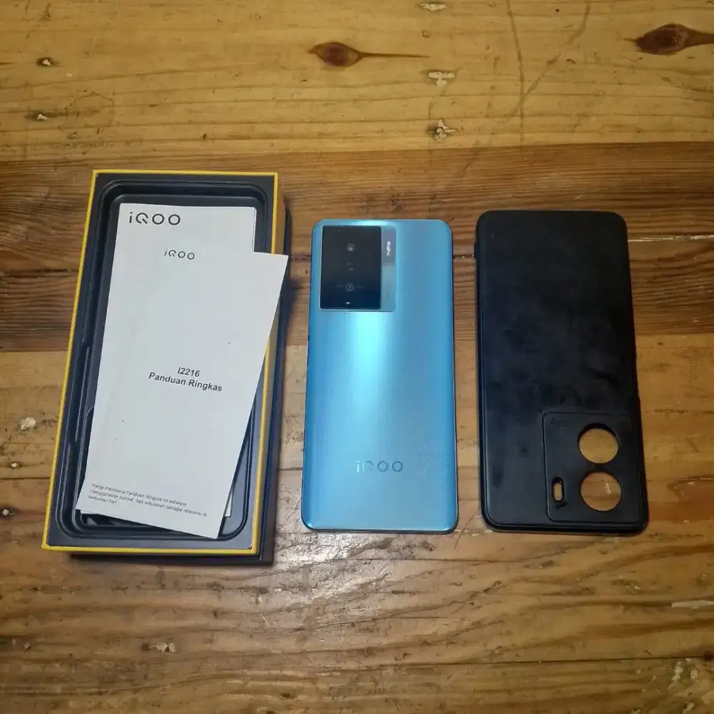 HP IQOO Z7x 5G Ram 8 GB / 128 GB 6000 mAh