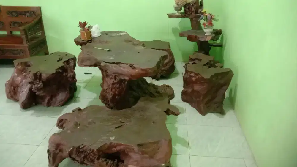 Dijual 1 set meja kursi antik klasik kuat kokoh