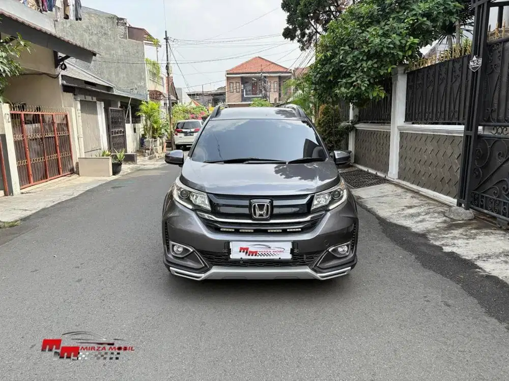 Honda BR-V Prestige 1.5 AT 2020 Abu-Abu Baja Metalik