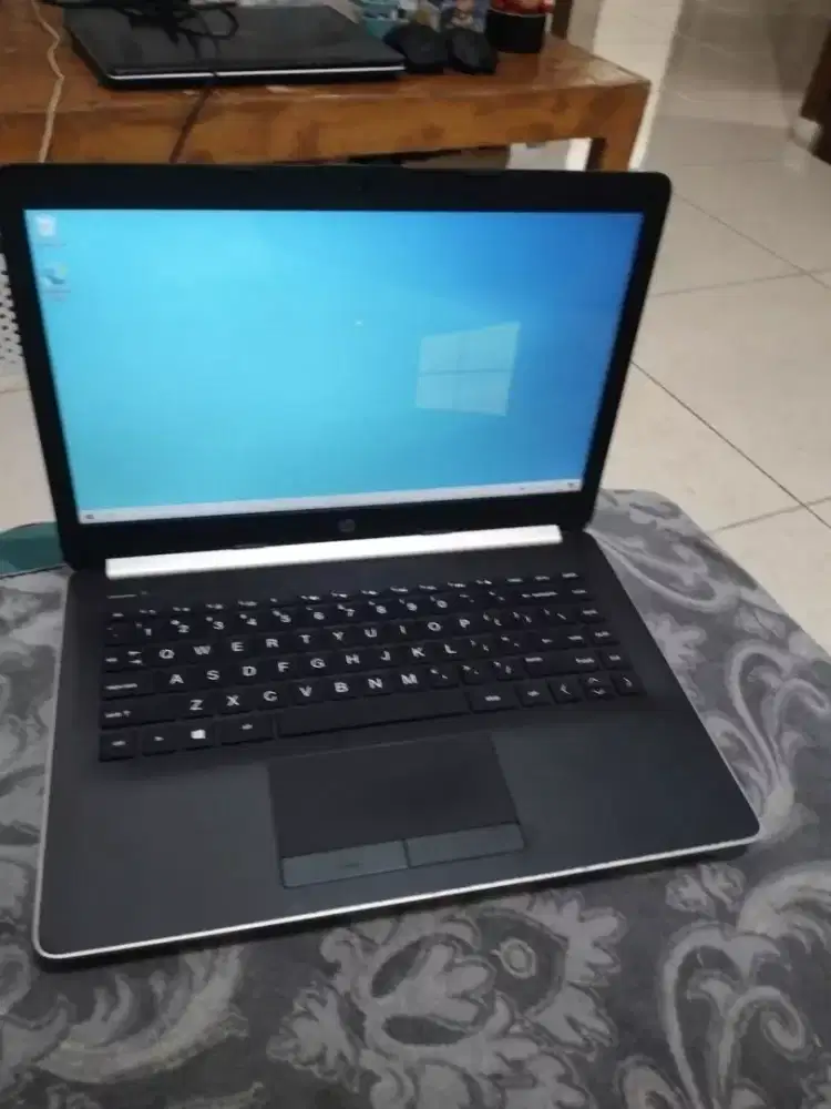 Laptop murah HP 14 AMD A9