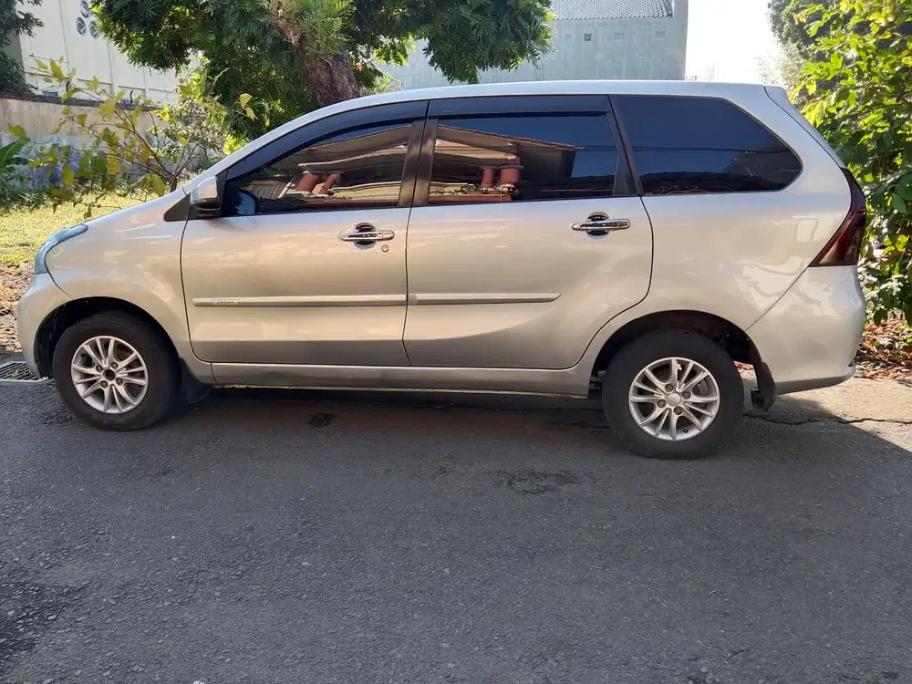Daihatsu Xenia 2015 Bensin