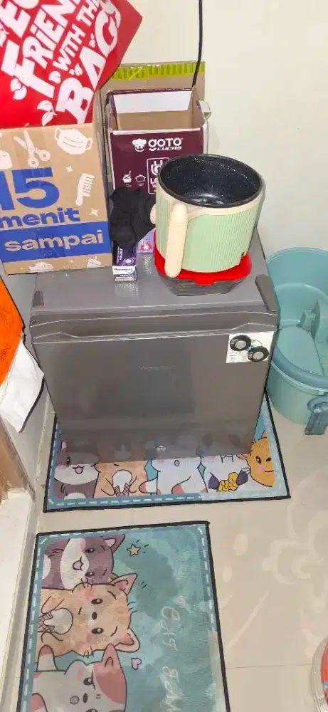 Hisense mini bar 1 pintu repost
