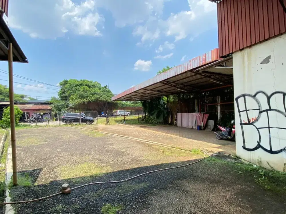 Dijual Bengkel Mobil - Lokasi Strategis di Jalan Raya Pondok Cabe